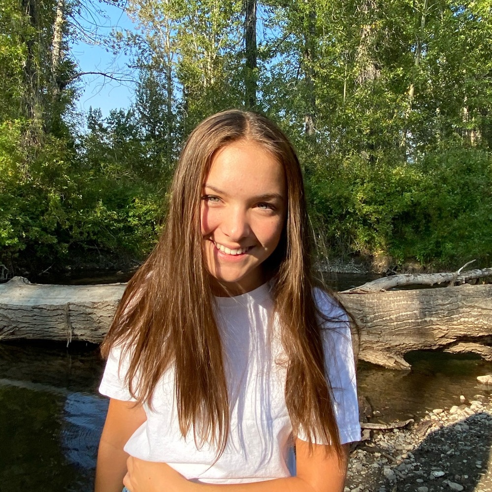 Meet your Posher, Olivia